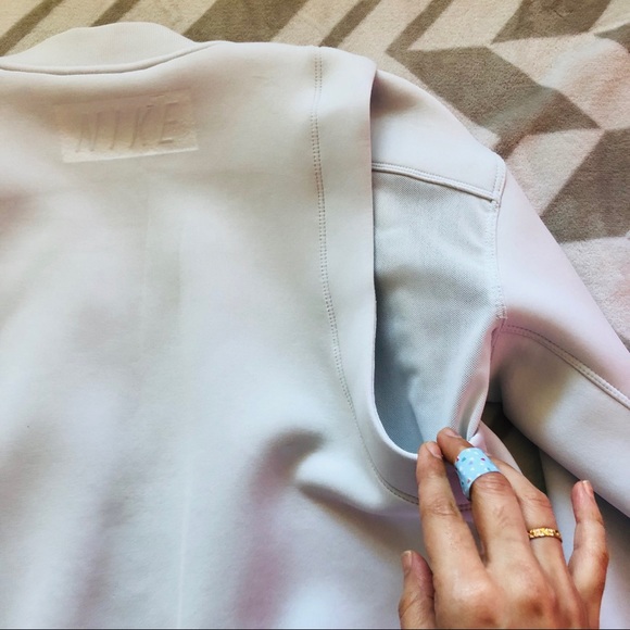 Limited Edition! Nike Dri-fit jacket - Picture 5 of 8